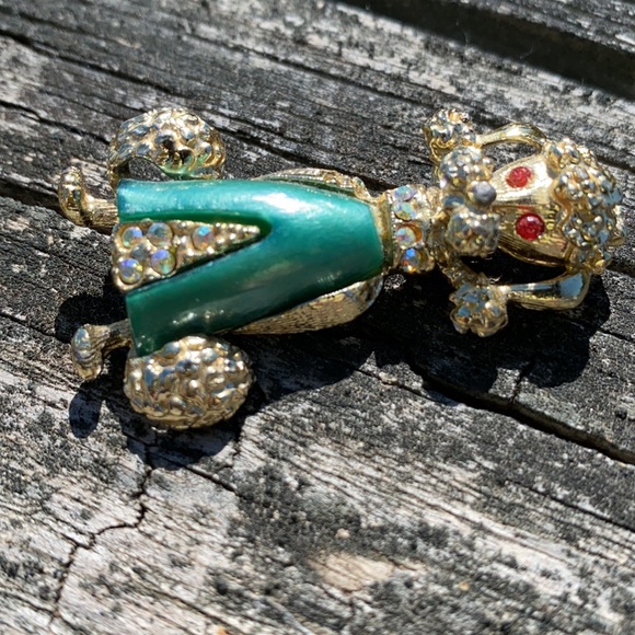Poodle Brooch - Picture 2 of 5